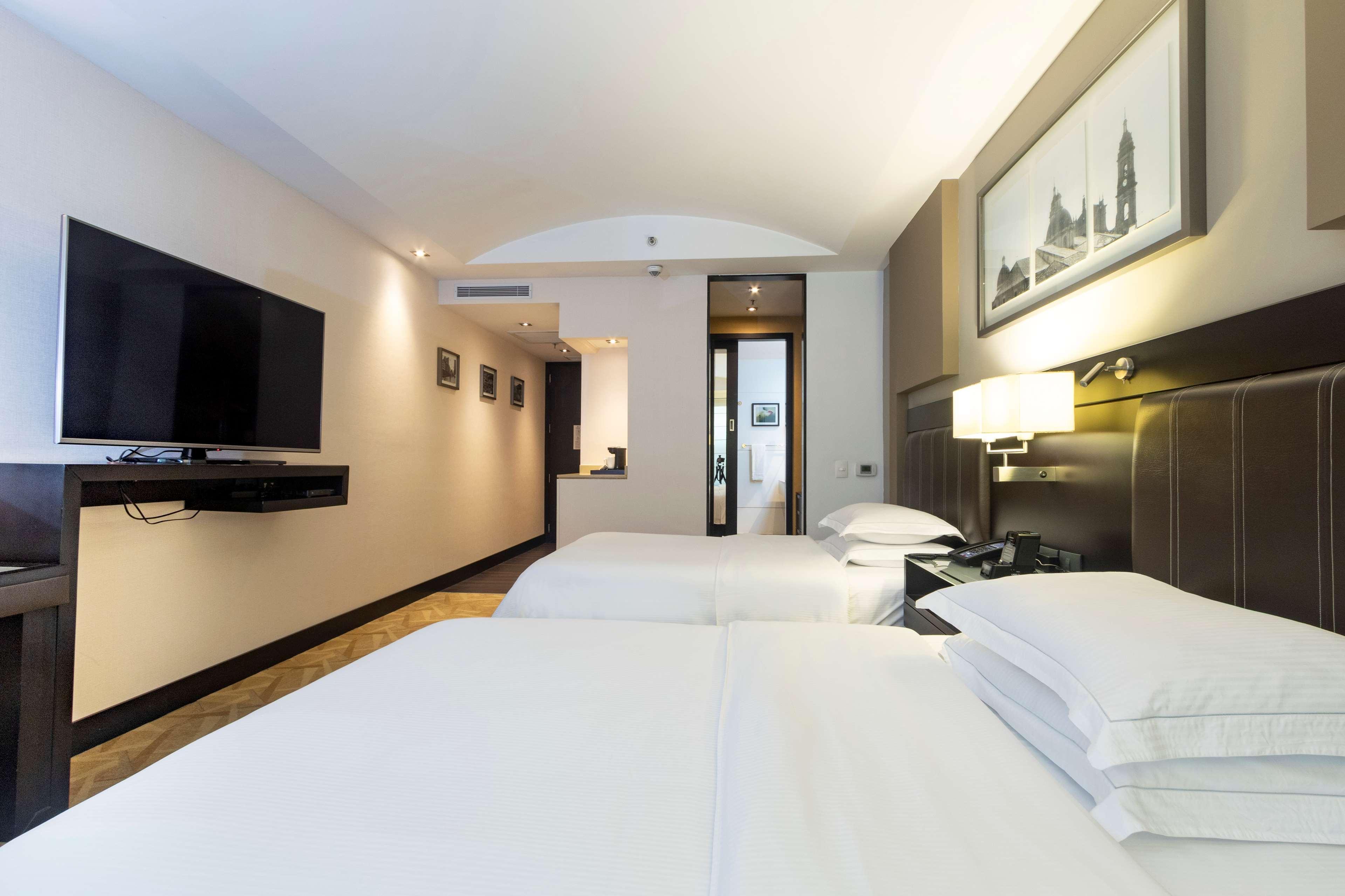 Отель Hilton Богота Экстерьер фото